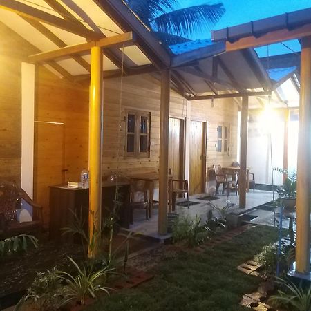 Dot Bey Beach Cabana Trincomalee Exterior foto