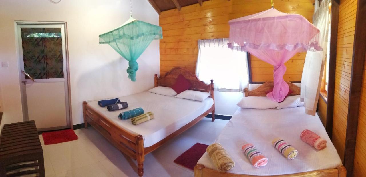 Dot Bey Beach Cabana Trincomalee Exterior foto
