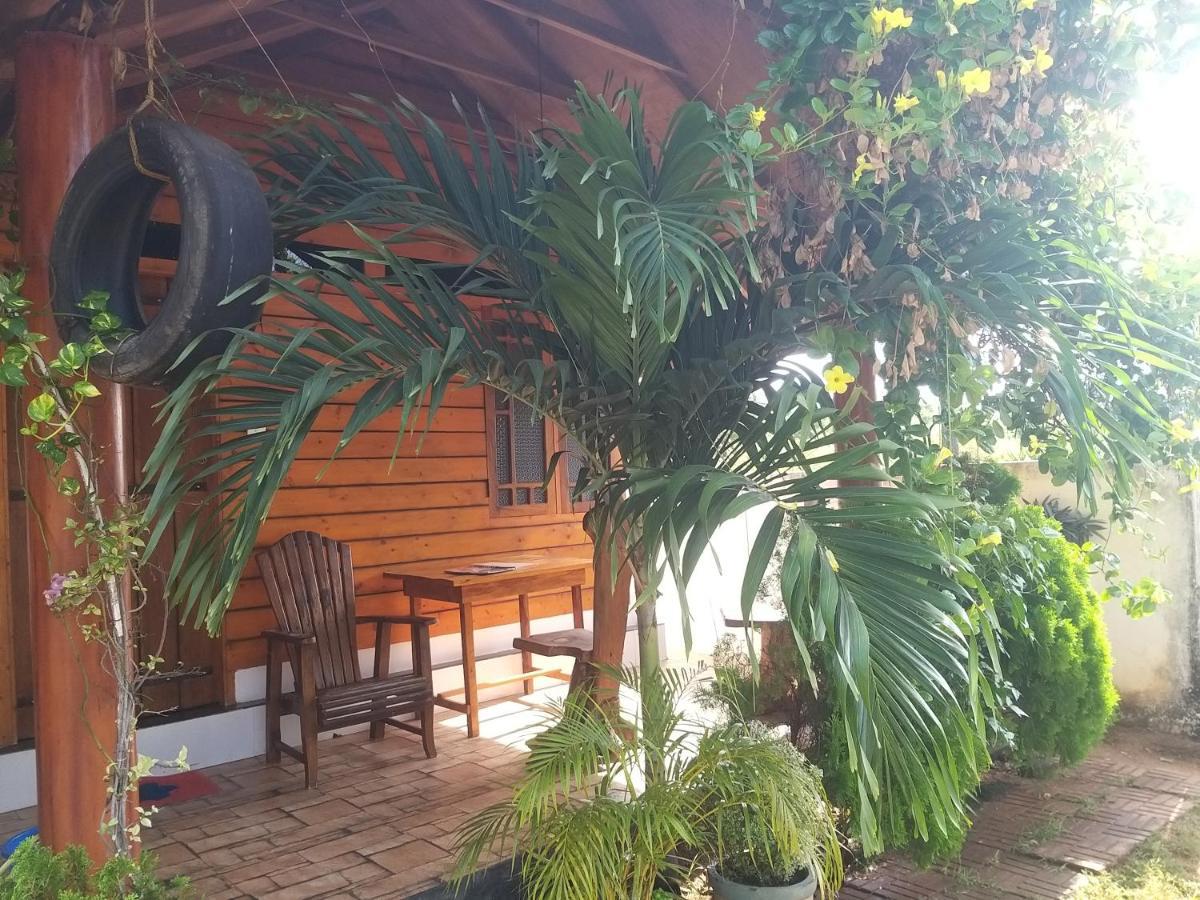 Dot Bey Beach Cabana Trincomalee Exterior foto
