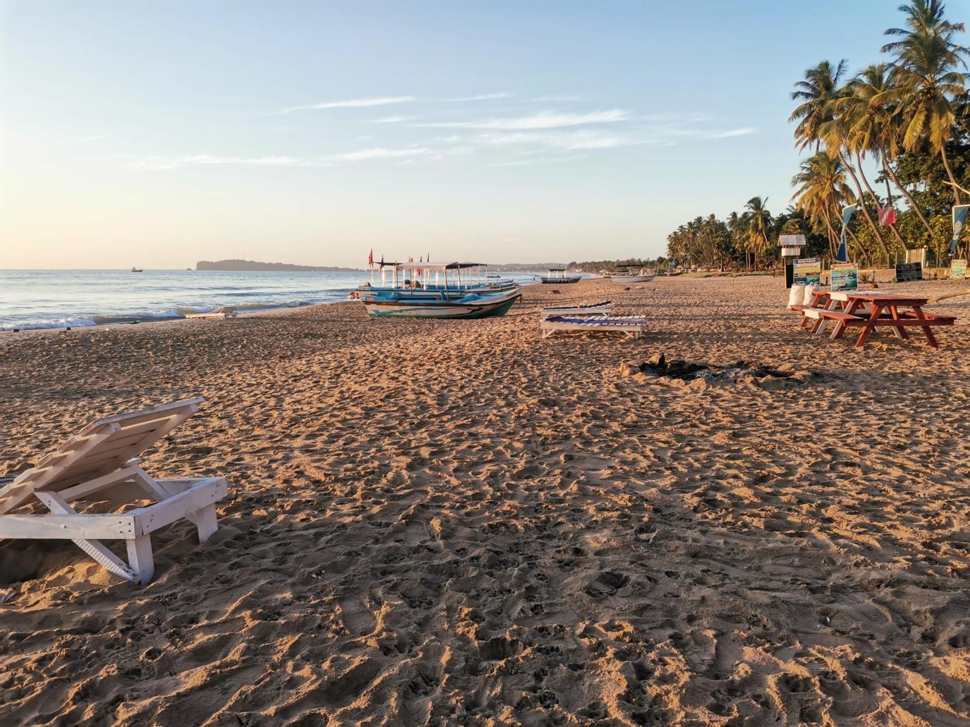 Dot Bey Beach Cabana Trincomalee Exterior foto